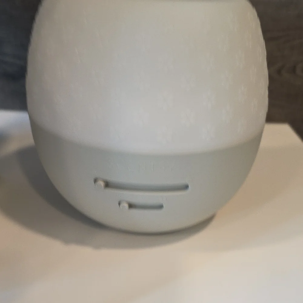 Scentsy Fleur Gray Deluxe Diffuser